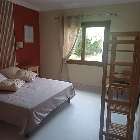Villa 4 étoiles Entière 3 4 Lits Proximité Centre, Commodités Et Plages
