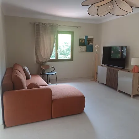 Plain-pied 4 Etoiles 3 4 Lits Proximite Centre, Commodites Et Plages Willa Saint-Raphaël